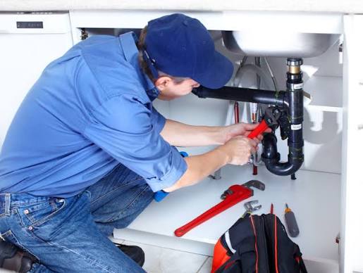 EMERGENCY SANITARY AND PLUMBER REPAIR SERVICE