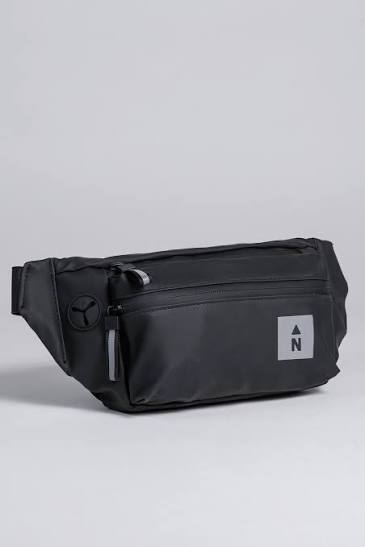 Water resistant waise fanny pack beg