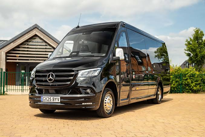 Mercedes Benz sprinter Minibus
