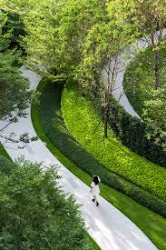 Urban Walkway & Modern Public Park Construction