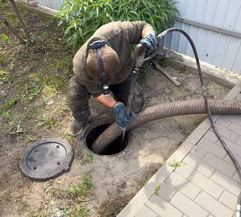 Deep Sewer Manhole & Underground Waste Line Cleaning