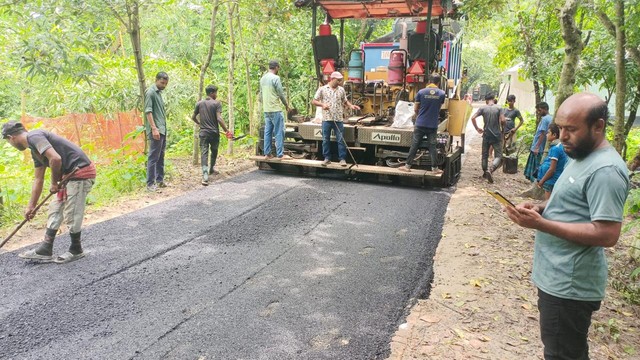 Rigid Reinforced Concrete (RCC) Pavement Highway