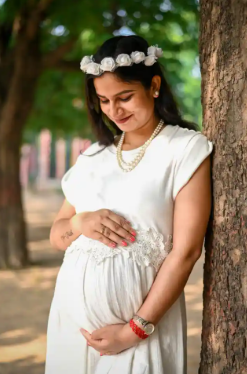 Premium Maternity Shoot Makeup