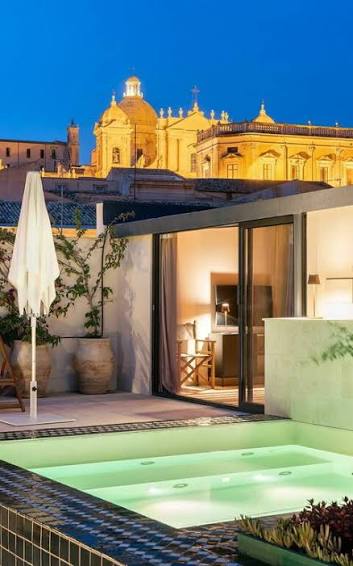 Custom Weekend Boutique Villa Hire