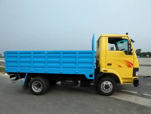 Tata LPT 407 Cargo Truck